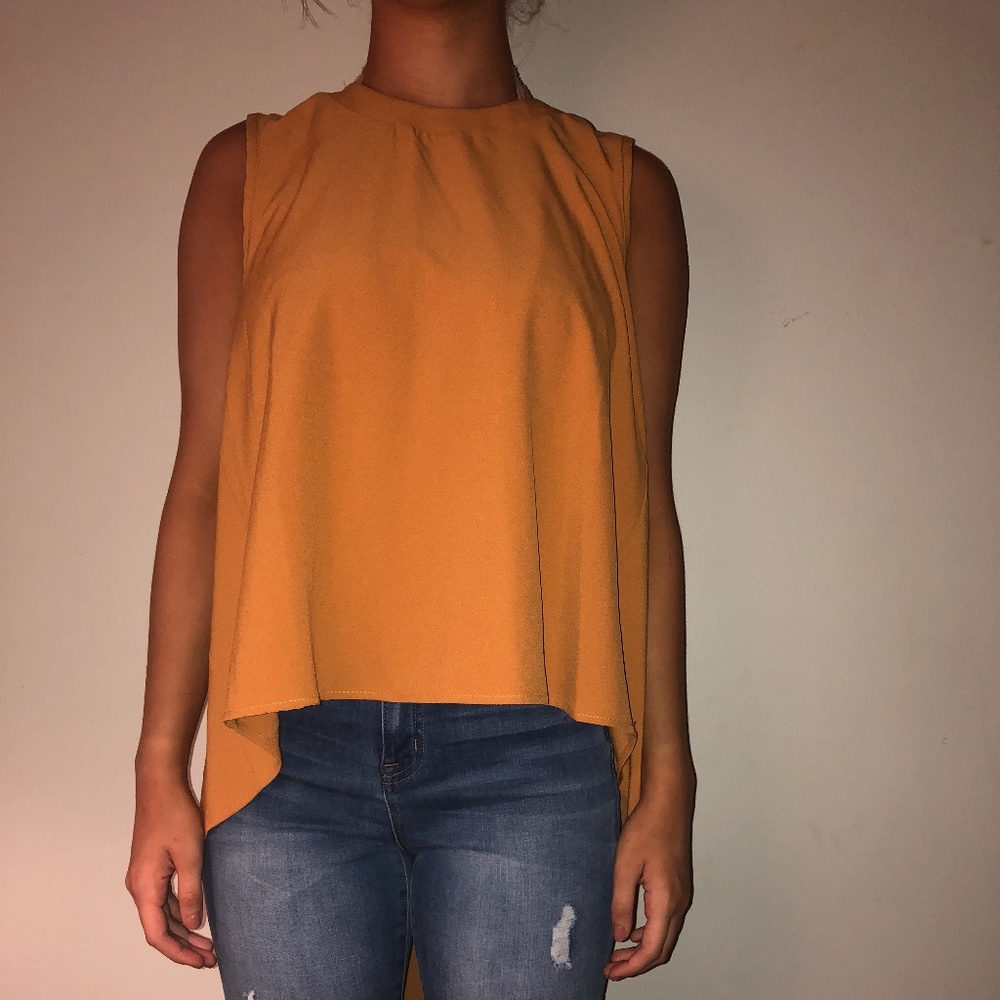 Mustard High Low Top